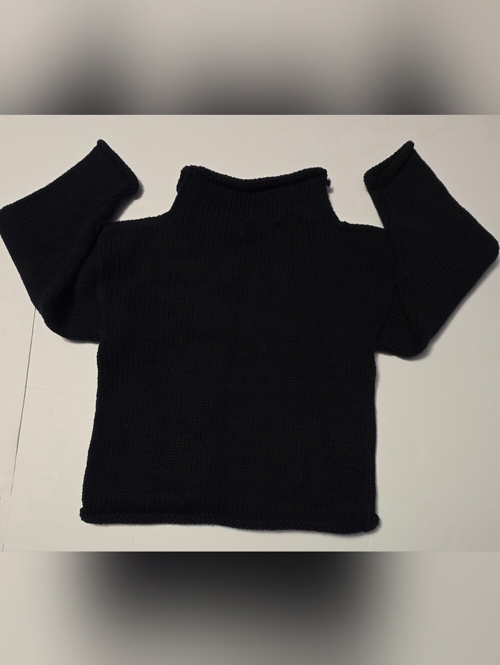 Kids Navy Knit Sweater with Red Sailboat Motif Size 2T - Picture 9 of 10
